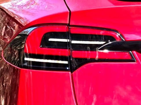 Used 2023 Tesla Model X AWD image 20