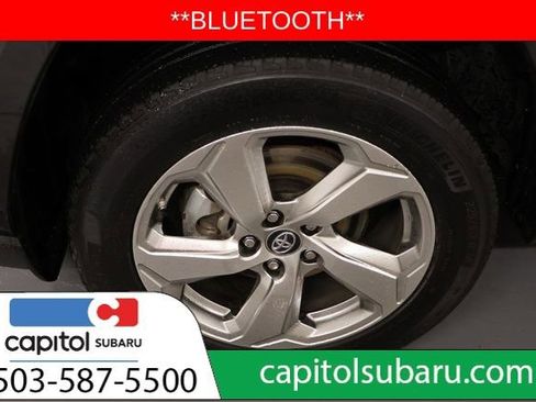 Used 2019 Toyota RAV4 Limited image 7