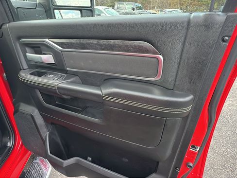 Used 2024 RAM 2500 Big Horn w/ Bed Utility Group image 19