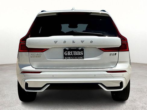 New 2026 Volvo XC60 B5 Ultra w/ Protection Package Premier image 6
