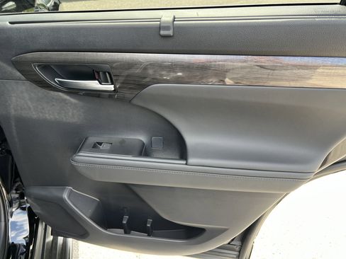 New 2026 Toyota Highlander Limited AWD/4WD image 20