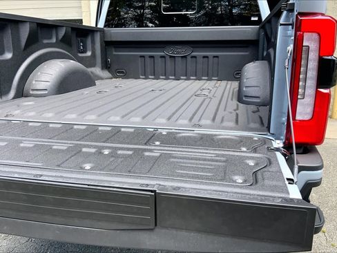 New 2026 Ford F250 Platinum AWD/4WD image 18