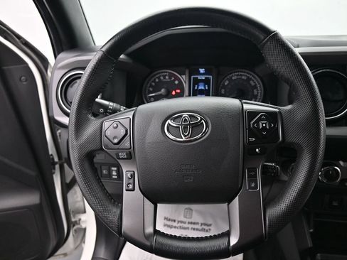 Used 2023 Toyota Tacoma TRD Off-Road AWD/4WD image 20