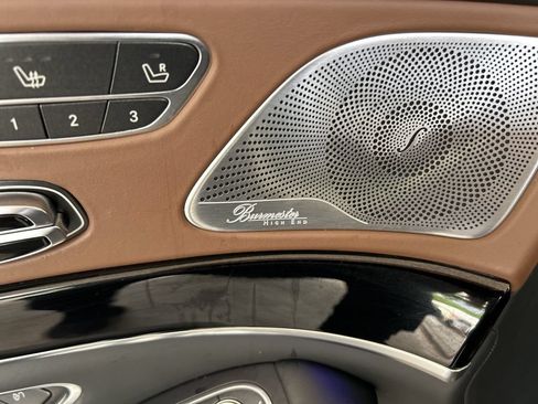 Used 2017 Mercedes-Benz Maybach S 550 4MATIC image 59