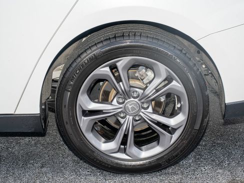 Certified 2023 Honda Accord EX image 38