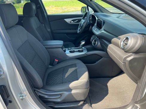 Used 2022 Chevrolet Blazer LT FWD image 33