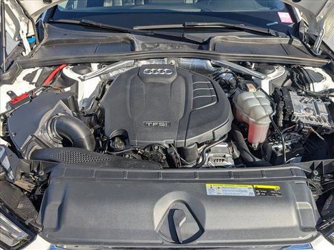 Used 2017 Audi A4 2.0T Premium image 23