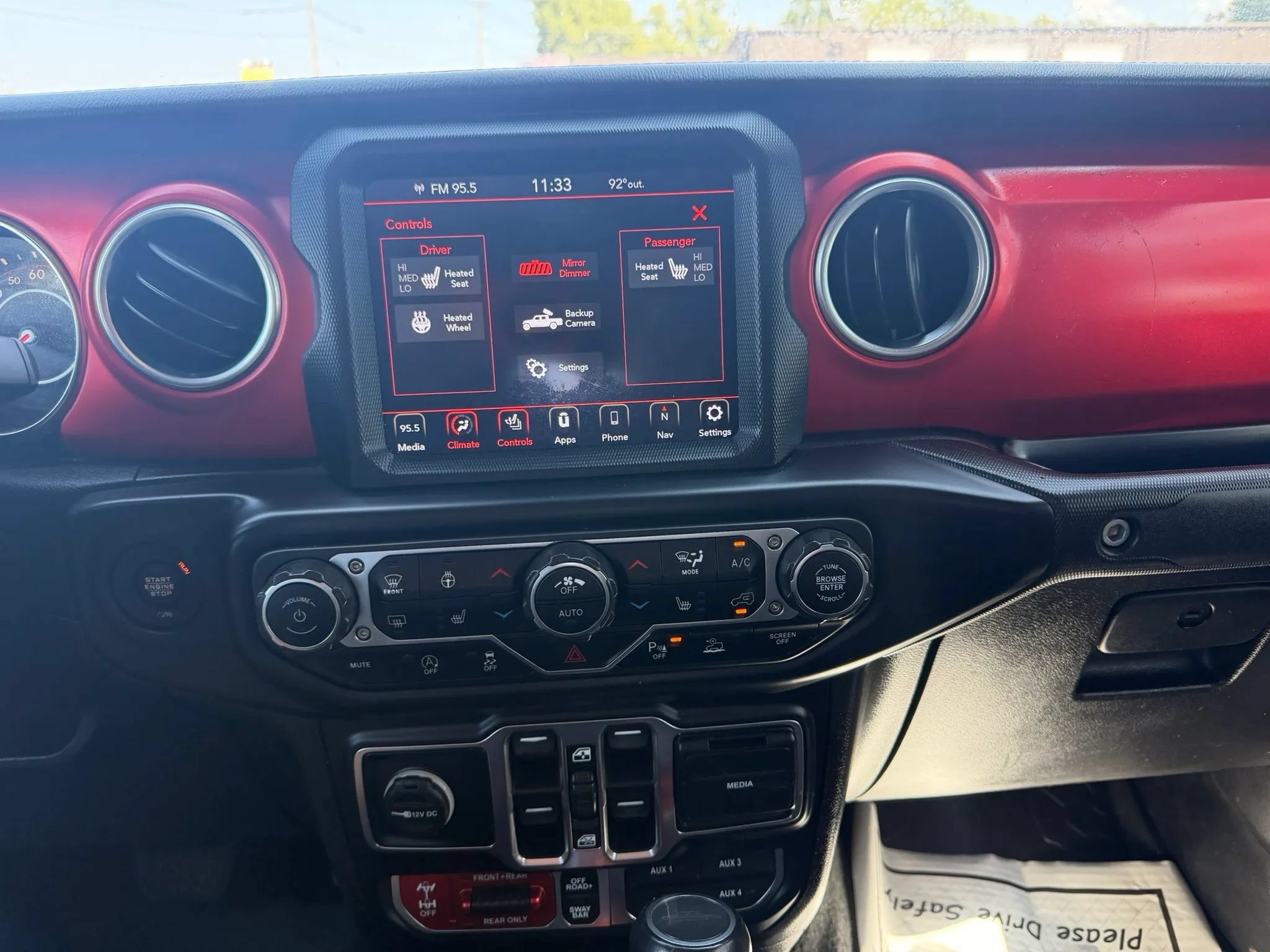 Used 2020 Jeep Gladiator Rubicon AWD/4WD image 9