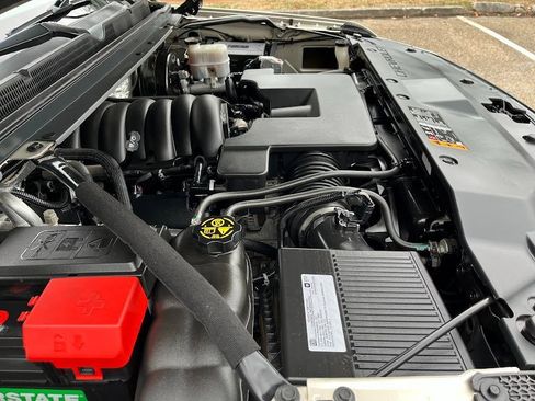 Used 2017 Chevrolet Tahoe Premier image 33