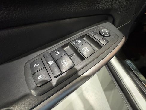 Used 2021 Jeep Cherokee Limited w/ Elite Package image 40