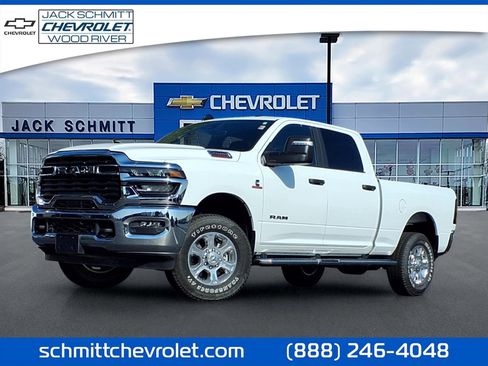 Used 2025 RAM 2500 Big Horn AWD/4WD image 1