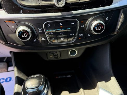 Used 2020 Chevrolet Traverse Premier w/ Redline Edition AWD/4WD image 9
