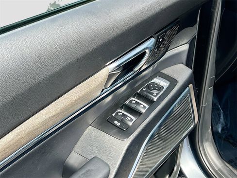 Used 2022 Kia Telluride SX image 18