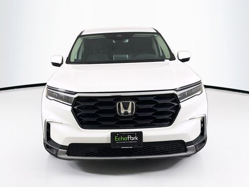 Used 2025 Honda Pilot EX-L image 2