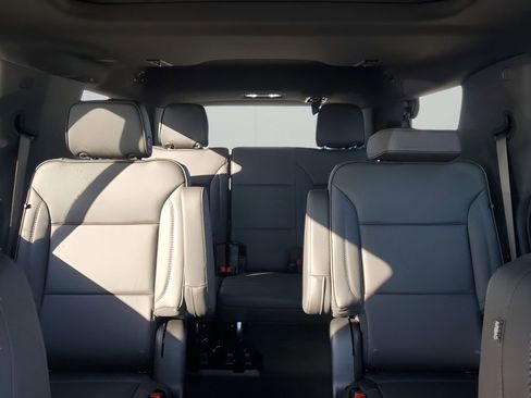 New 2026 GMC Yukon Denali w/ Sun & Power Step Package image 43