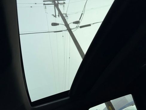 Used 2019 Chevrolet Silverado 1500 LTZ w/ LTZ Premium Package image 28