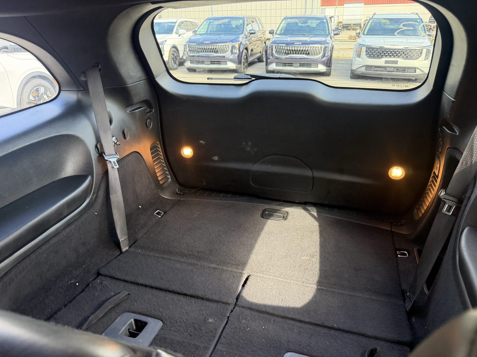 Used 2023 Dodge Durango GT AWD/4WD image 17