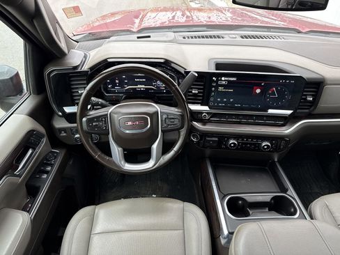 Used 2025 GMC Sierra 2500 SLT w/ SLT Premium Package image 15