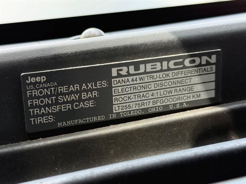 Used 2017 Jeep Wrangler Unlimited Rubicon AWD/4WD image 23