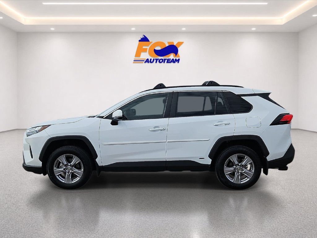 Used 2025 Toyota RAV4 XLE w/ Convenience Package AWD/4WD image 2