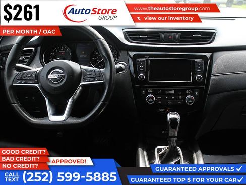 Used 2018 Nissan Rogue SV FWD image 12