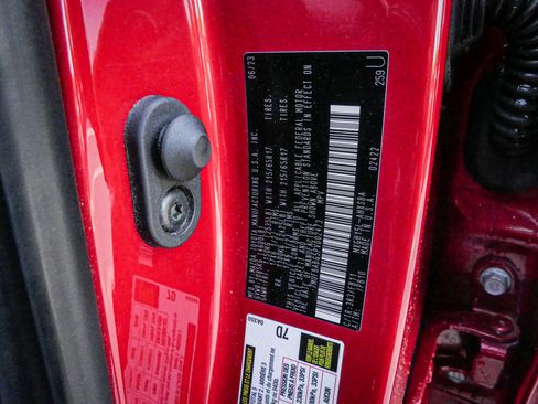 Used 2023 Toyota Corolla Cross SE AWD/4WD image 32