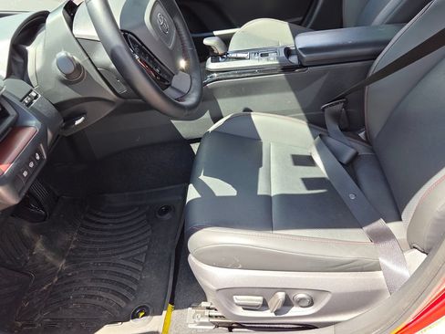 Used 2025 Toyota Prius Plug-In Hybrid w/ Limited Premium Package FWD image 4