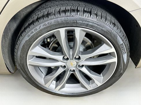 Used 2024 Chevrolet Malibu LT FWD image 11