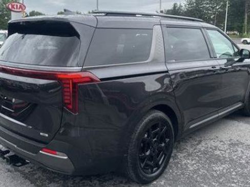 Certified 2025 Kia Carnival SX Prestige image 5