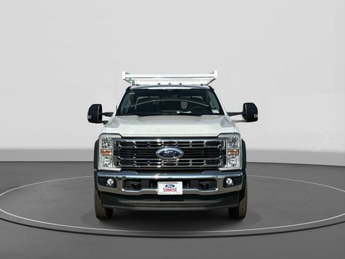 New 2026 Ford F450 XL w/ XL Chrome Package image 3