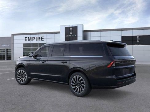 New 2026 Lincoln Navigator L Black Label AWD/4WD image 4