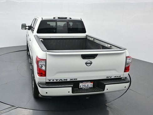 Used 2021 Nissan Titan SV w/ SV Convenience Package image 55