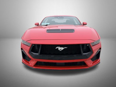 Used 2026 Ford Mustang GT RWD image 2