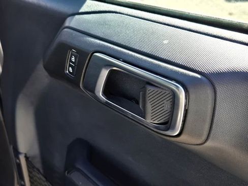 Used 2025 Ford Bronco Big Bend image 28