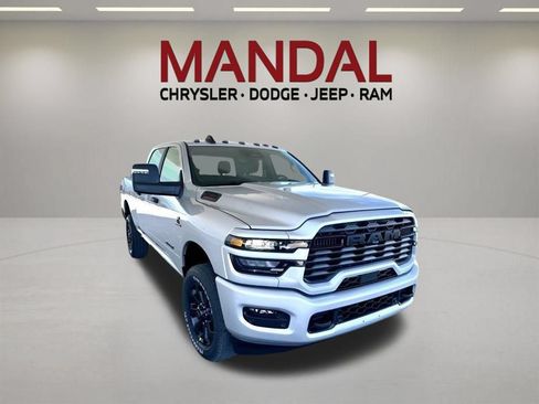 New 2026 RAM 2500 Big Horn AWD/4WD image 3