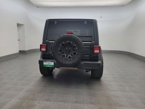 Used 2018 Jeep Wrangler Unlimited Sport S image 7