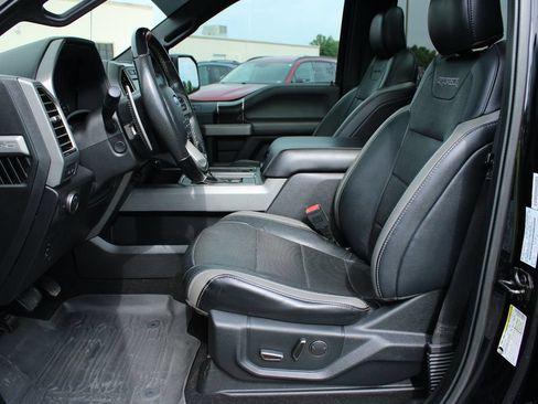 Used 2018 Ford F150 Raptor w/ Equipment Group 802A Luxury AWD/4WD image 37