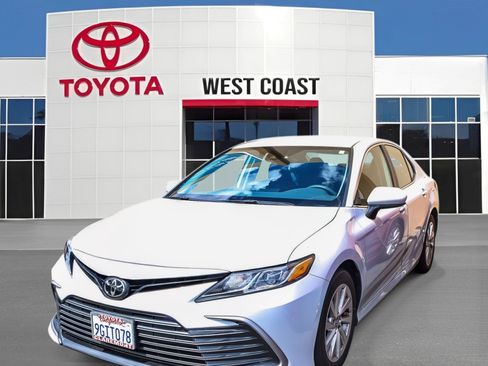 Used 2023 Toyota Camry LE FWD image 1
