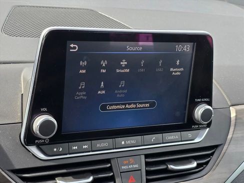 Used 2025 Nissan Altima 2.5 SV FWD image 20