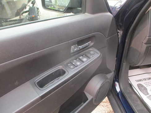 Used 2012 Jeep Liberty Sport AWD/4WD image 8
