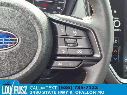 Certified 2025 Subaru Crosstrek 2.5i Limited w/ Crosstrek Mirror Package image 18