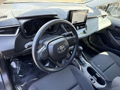 Used 2026 Toyota Corolla LE FWD image 16