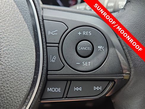 Used 2024 Toyota RAV4 XLE Premium AWD/4WD image 22