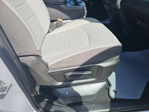 Used 2022 RAM 1500 Classic SLT w/ Electronics Convenience Group image 23