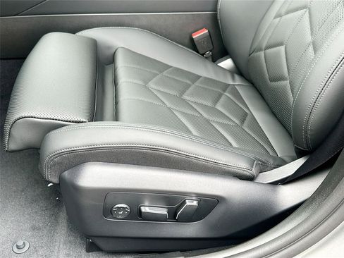 New 2026 BMW 530i xDrive 530i xDrive w/ M Sport Package image 20