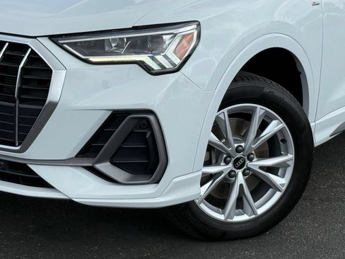 Used 2023 Audi Q3 2.0T Premium Plus w/ Premium Plus Package AWD/4WD image 3