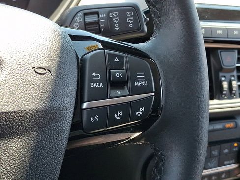 Certified 2022 Ford Escape SE w/ SE Sport Appearance Package AWD/4WD image 21