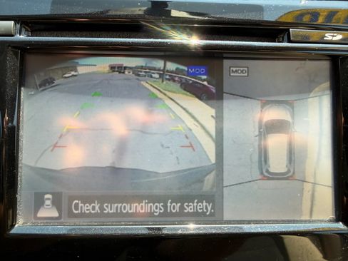 Used 2016 Nissan Rogue SV w/ SV Premium Package AWD/4WD image 17