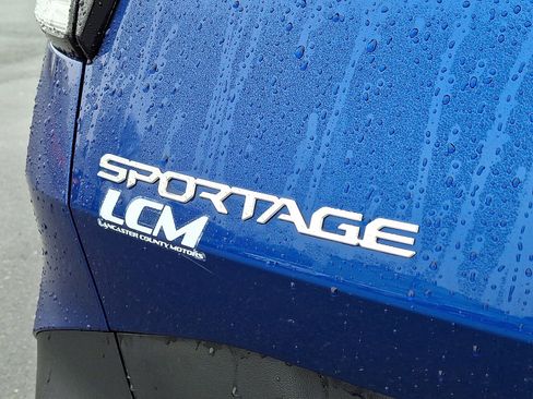 Used 2023 Kia Sportage EX image 31