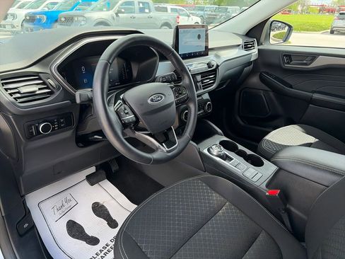 Used 2024 Ford Escape Active AWD/4WD image 14